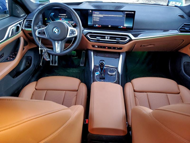 BMW i4 0 Rear-wheel drive - автомобили, коли, обяви за нови и употребявани 7