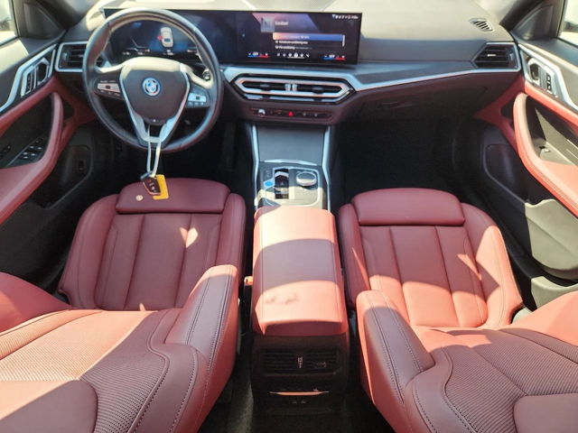 BMW i4 EDRIVE35* 360* DISTRONIC* DIGITAL* ЧЕРВЕНА КОЖА* - автомобили, коли, обяви за нови и употребявани 7