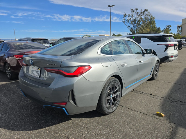 BMW i4 eDrive40 * ФИКСИРАНА ЦЕНА* - автомобили, коли, обяви за нови и употребявани 3