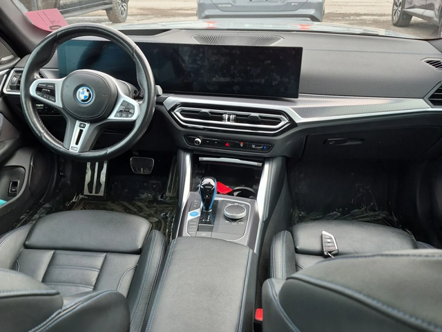 BMW i4 M50 С РЕГИСТРАЦИЯ & АВТО КРЕДИТ - автомобили, коли, обяви за нови и употребявани 9