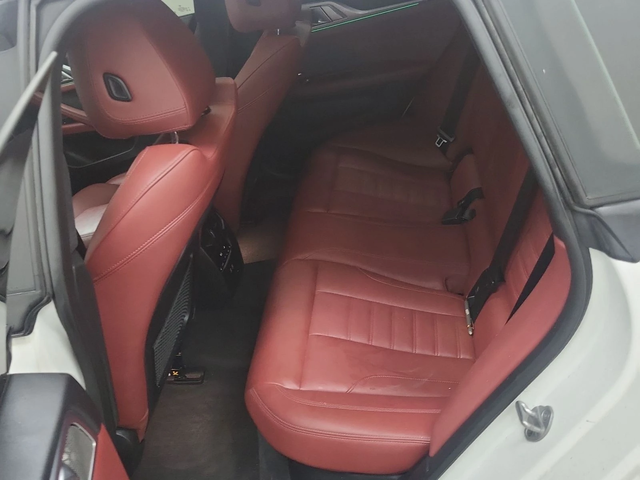 BMW i4 M50 С РЕГИСТРАЦИЯ & АВТО КРЕДИТ - автомобили, коли, обяви за нови и употребявани 11