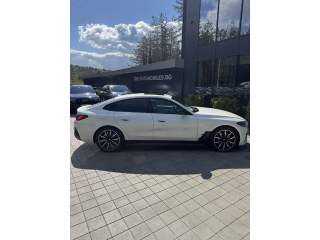 BMW i4 EDRIVE 40 - автомобили, коли, обяви за нови и употребявани 7