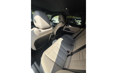 BMW i4 EDRIVE 40 - автомобили, коли, обяви за нови и употребявани 8