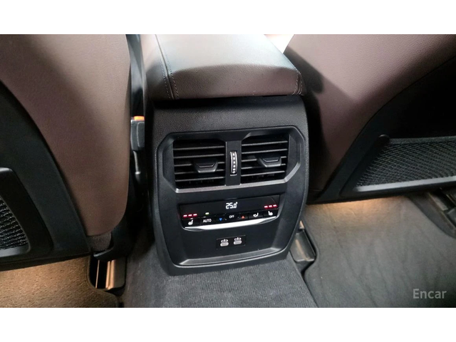 BMW i4 * eDrive40* M-SPORT PRO* - автомобили, коли, обяви за нови и употребявани 14