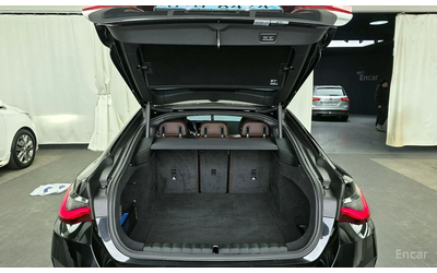 BMW i4 * eDrive40* M-SPORT PRO* - автомобили, коли, обяви за нови и употребявани 15