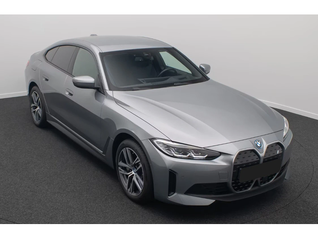 BMW i4 eDrive40* GranCoupe* H/K* Camera - автомобили, коли, обяви за нови и употребявани 1