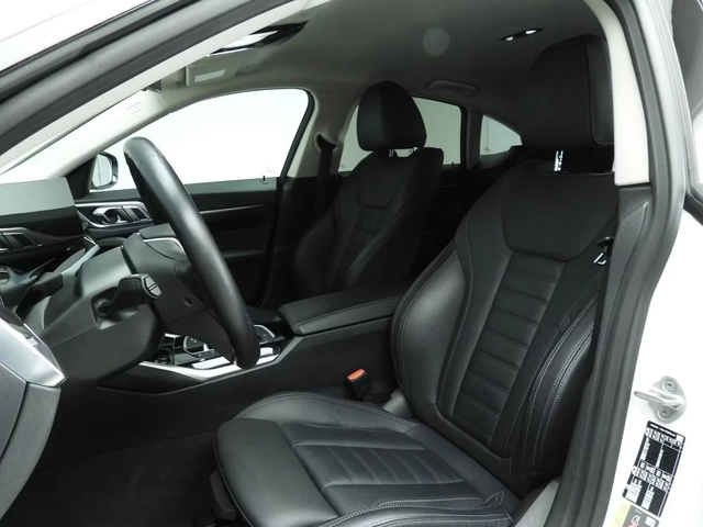 BMW i4 eDrive 40 Head-up Driving assistance Plus - автомобили, коли, обяви за нови и употребявани 6