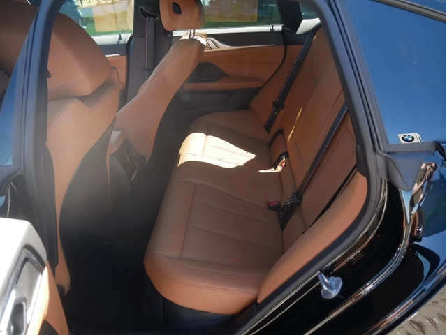 BMW i4 M60 xDrive M Sport Pro, H/K, Head Up 360 DA Pro - автомобили, коли, обяви за нови и употребявани 10