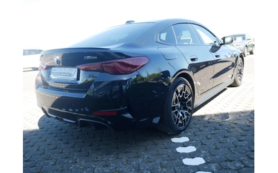 bmw-i4 - 4