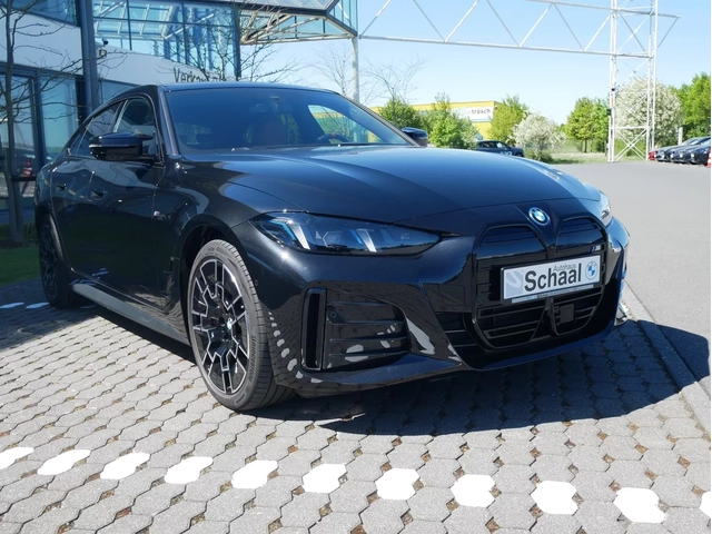 BMW i4 M60 xDrive M Sport Pro, H/K, Head Up 360 DA Pro - автомобили, коли, обяви за нови и употребявани 6