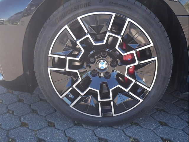 BMW i4 M60 xDrive M Sport Pro, H/K, Head Up 360 DA Pro - автомобили, коли, обяви за нови и употребявани 8