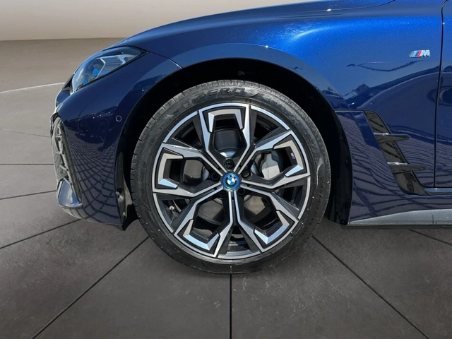 BMW i4 40e M sport Laser Hud 360 DA pro Harman Kardon - автомобили, коли, обяви за нови и употребявани 13