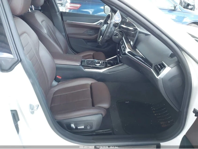 BMW i4 EDRIVE40 - автомобили, коли, обяви за нови и употребявани 4