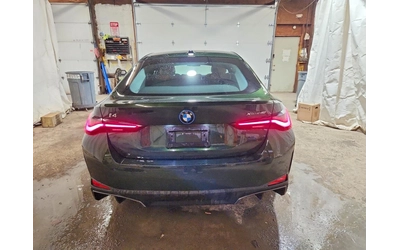 bmw-i4 - 4