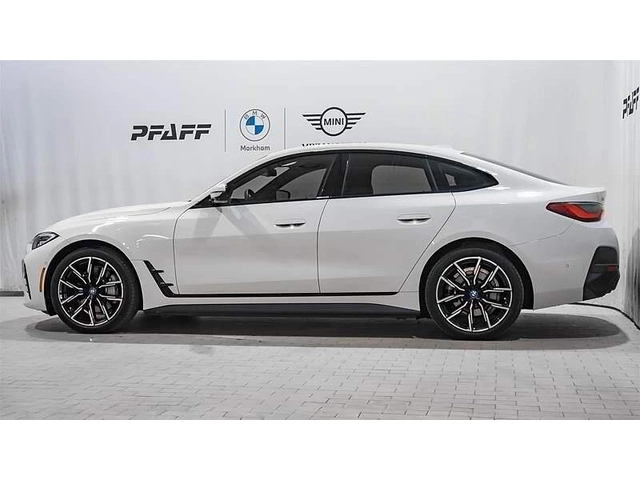 BMW i4 * 360Кам* HUP* HARMAN KARDON* PANO* - автомобили, коли, обяви за нови и употребявани 1