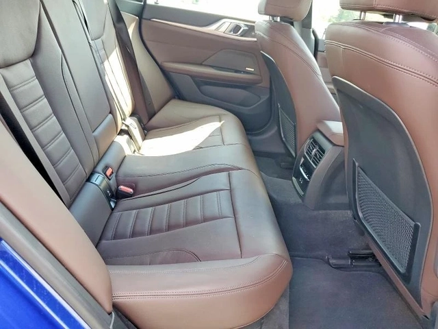 BMW i4 M50 xDrive - автомобили, коли, обяви за нови и употребявани 9