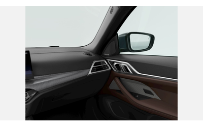 BMW i4 eDrive40 Gran Coupe - автомобили, коли, обяви за нови и употребявани 9