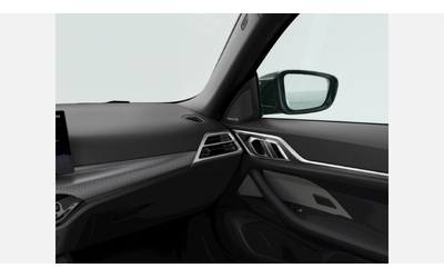 BMW i4 eDrive40 Gran Coupe - автомобили, коли, обяви за нови и употребявани 10