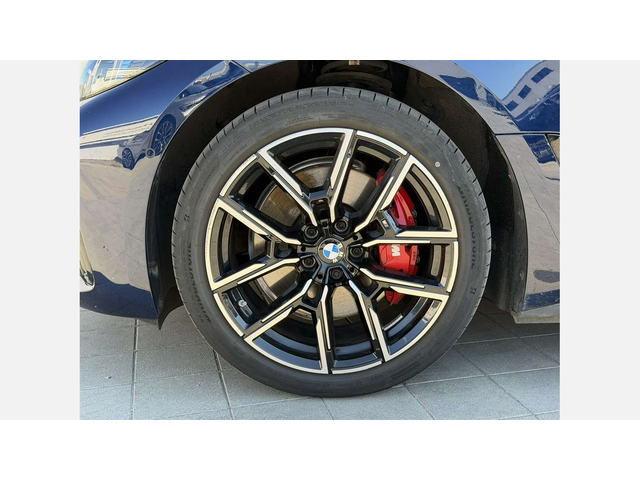 BMW i4 eDrive40 Gran Coupe - автомобили, коли, обяви за нови и употребявани 4