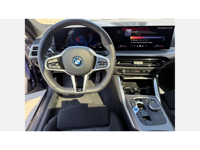 BMW i4 eDrive40 Gran Coupe - автомобили, коли, обяви за нови и употребявани 9