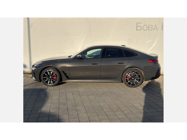 BMW i4 xDrive40 Gran Coupe - автомобили, коли, обяви за нови и употребявани 2