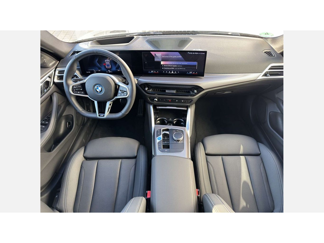 BMW i4 xDrive40 Gran Coupe - автомобили, коли, обяви за нови и употребявани 6