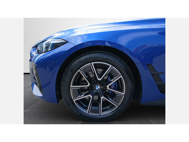 BMW i4 xDrive40 Gran Coupe - автомобили, коли, обяви за нови и употребявани 4