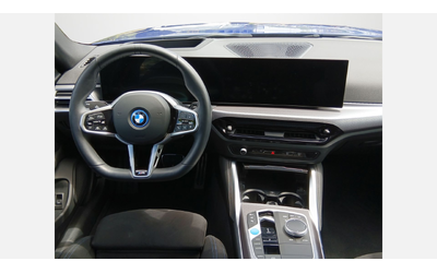 BMW i4 xDrive40 Gran Coupe - автомобили, коли, обяви за нови и употребявани 6