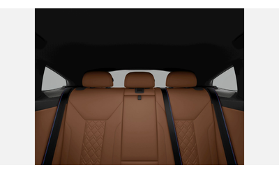 BMW i4 xDrive40 Гран Купе - автомобили, коли, обяви за нови и употребявани 10