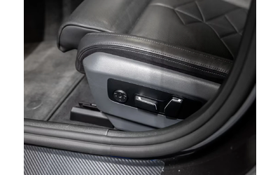 BMW i5 M60* xDrive* Bowers* M Sport* HUD - автомобили, коли, обяви за нови и употребявани 8