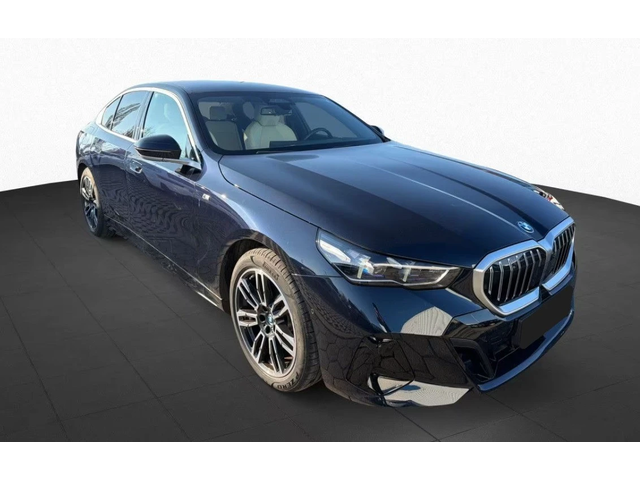 BMW i5 xDrive40* Bowers* M Sport - автомобили, коли, обяви за нови и употребявани 2