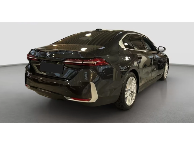 BMW i5 eDrive40* Carbon* Pano* H/K* Memory* HuD - автомобили, коли, обяви за нови и употребявани 2