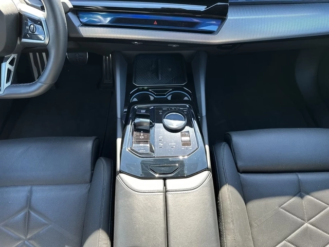 BMW i5 M60 xDrive Prem Selection AIR DApro 360 Ad.LED HUD - автомобили, коли, обяви за нови и употребявани 10