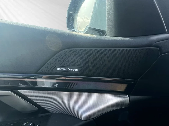 BMW i5 eDrive40 M-Sport Ad.LED 360 DIST Winter Pack+ PANO - автомобили, коли, обяви за нови и употребявани 11