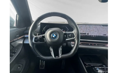 BMW i5 eDrive40 M-Sport Ad.LED 360 DIST Winter Pack+ PANO - автомобили, коли, обяви за нови и употребявани 6