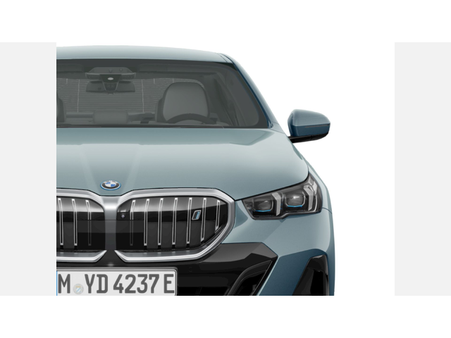 BMW i5 eDrive40 Sedan - автомобили, коли, обяви за нови и употребявани 4