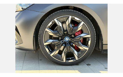 bmw-i5-m60-xdrive - 4