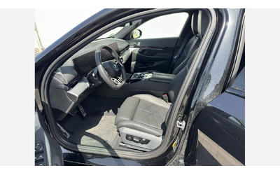 BMW i5 xDrive40 - автомобили, коли, обяви за нови и употребявани 7
