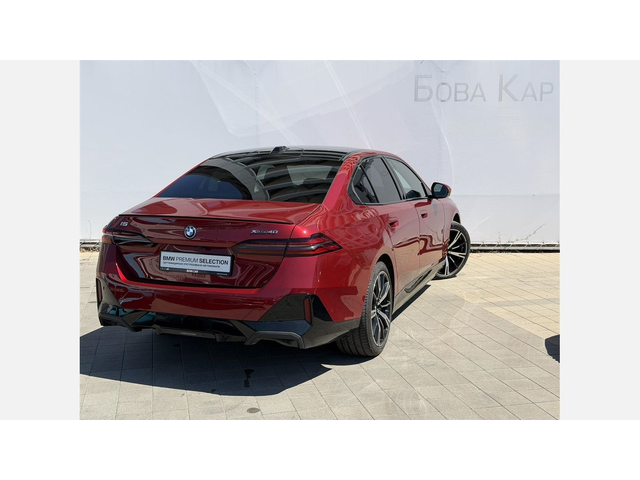 BMW i5 xDrive40 - автомобили, коли, обяви за нови и употребявани 1