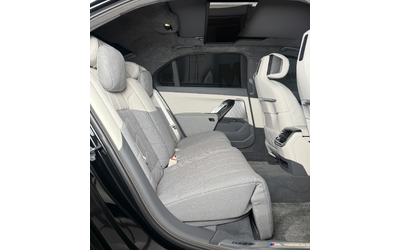 BMW i7 M70* M-Sport* TV* IconicGlow* Massage* SkyLounge - автомобили, коли, обяви за нови и употребявани 10