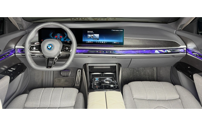 BMW i7 M70* M-Sport* TV* IconicGlow* Massage* SkyLounge - автомобили, коли, обяви за нови и употребявани 11