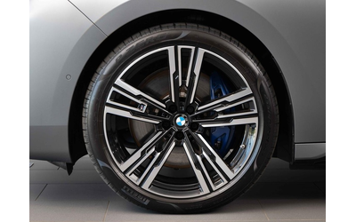 bmw-i7-i7-m70-xdrive - 3