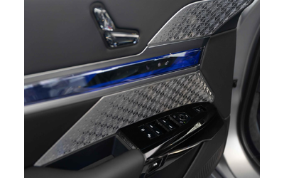 BMW i7 i7 M70 xDrive  - автомобили, коли, обяви за нови и употребявани 7