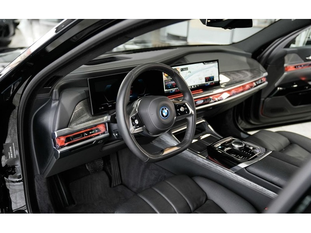 BMW i7 i7 xDrive60 - автомобили, коли, обяви за нови и употребявани 4