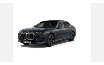 bmw-i7-xdrive60-sedan - 0
