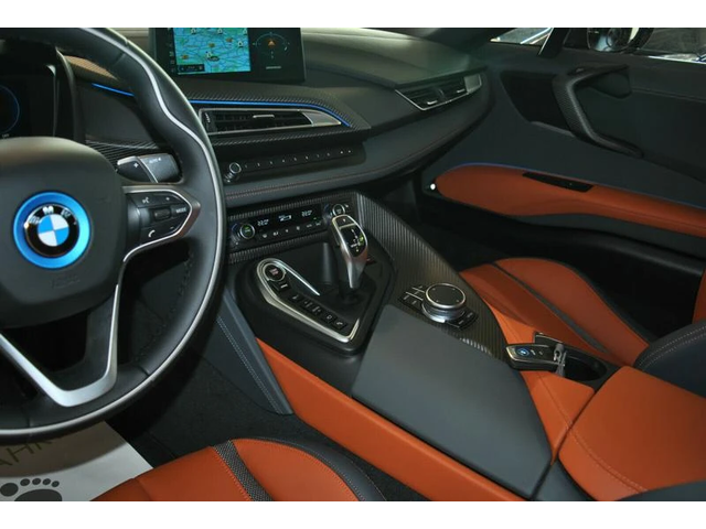 BMW i8 Coupe - автомобили, коли, обяви за нови и употребявани 11