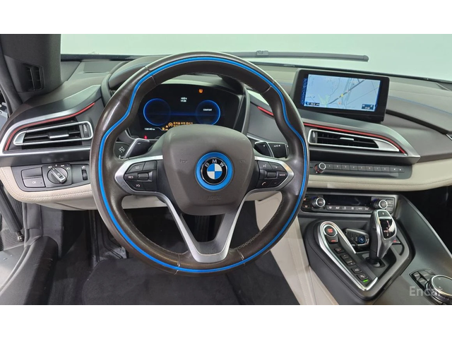 BMW i8 * КОЖА* ПОДГРЕВ* HEAD-UP* FULL* - автомобили, коли, обяви за нови и употребявани 9