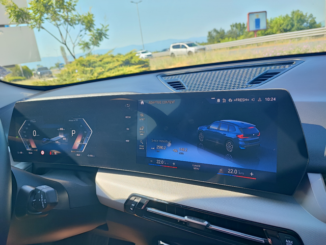 BMW iX 1 XDRIVE30 - автомобили, коли, обяви за нови и употребявани 10