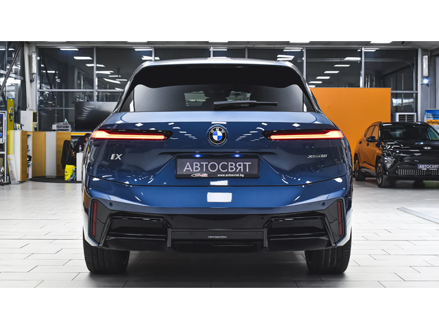 BMW iX xDrive60 M Sport - автомобили, коли, обяви за нови и употребявани 2