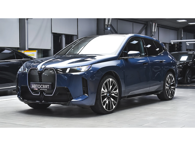 BMW iX xDrive60 M Sport - автомобили, коли, обяви за нови и употребявани 3